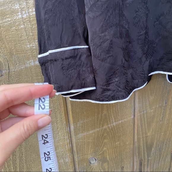 Vintage Black and White Botanical Jacquard Blazer 🌿 - Picture 7 of 11